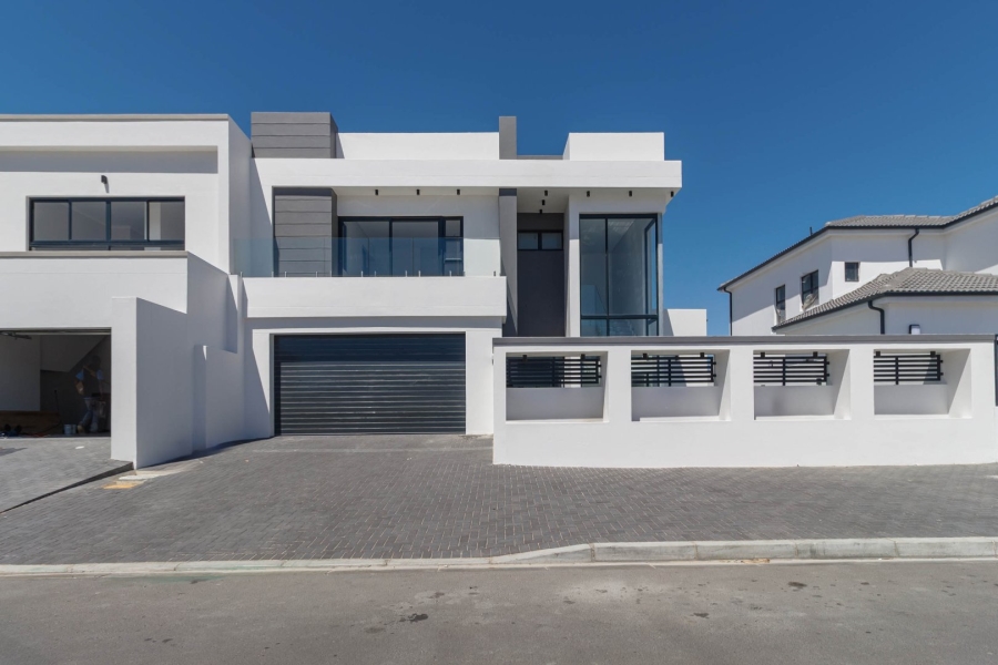 4 Bedroom Property for Sale in Sandown Western Cape